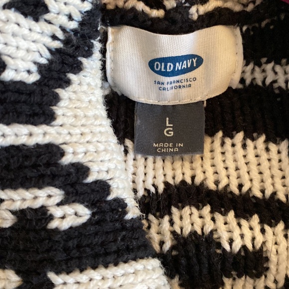 Old Navy Fair Isle Cardigan Size Large - Picture 3 of 5